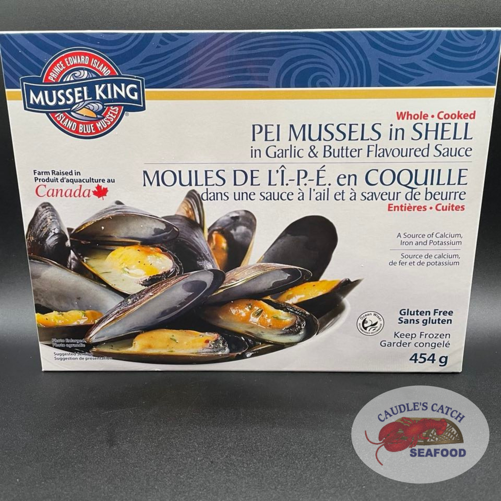 Cooked P.E.I. Mussels in Garlic Butter Sauce